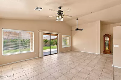 14653 W Piccadilly Road, Goodyear, AZ 85395 - Photo 8