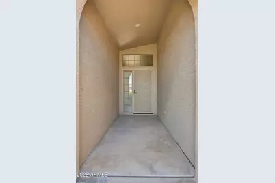 14653 W Piccadilly Road, Goodyear, AZ 85395 - Photo 4