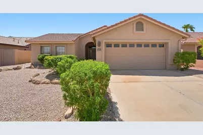 14653 W Piccadilly Road, Goodyear, AZ 85395 - Photo 1