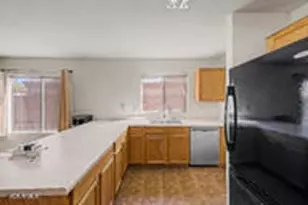 12818 W Hearn Rd, El Mirage, AZ 85335 - Photo 10