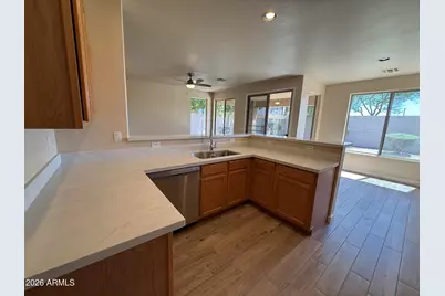 6223 W Wikieup Lane, Glendale, AZ 85308 - Photo 6