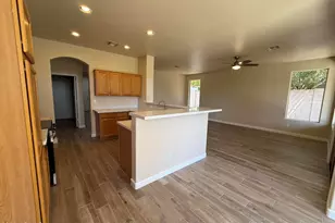 6223 W Wikieup Ln, Glendale, AZ 85308 - Photo 8