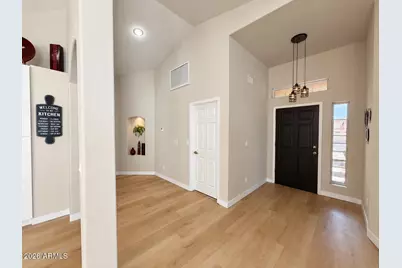 8930 W Custer Lane, Peoria, AZ 85381 - Photo 12