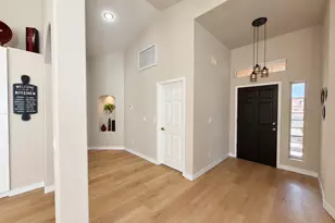 8930 W Custer Ln, Peoria, AZ 85381 - Photo 12