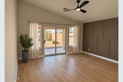 8930 W Custer Lane, Peoria, AZ 85381 - Photo 6