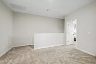 8322 N 22nd Ln, Phoenix, AZ 85021 - Photo 16