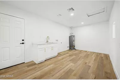 3909 W Griswold Road, Phoenix, AZ 85051 - Photo 20