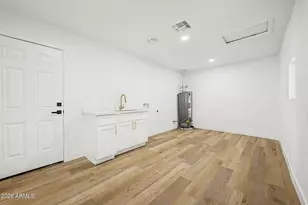 3909 W Griswold Rd, Phoenix, AZ 85051 - Photo 20