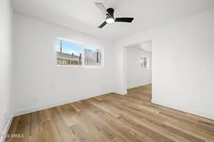 3909 W Griswold Rd, Phoenix, AZ 85051 - Photo 26