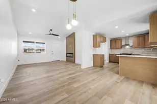 3909 W Griswold Rd, Phoenix, AZ 85051 - Photo 14