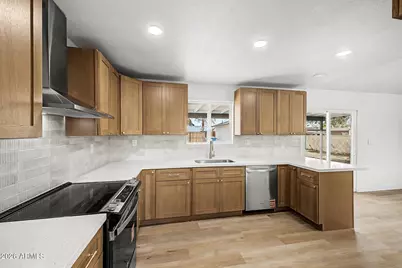 3909 W Griswold Road, Phoenix, AZ 85051 - Photo 16