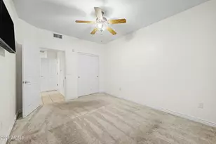 5450 E Deer Valley Dr, Phoenix, AZ 85054 - Photo 14