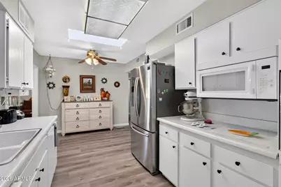 10135 W Forrester Drive, Sun City, AZ 85351 - Photo 14