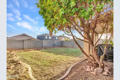 12401 W Dreyfus Drive, El Mirage, AZ 85335 - Photo 20