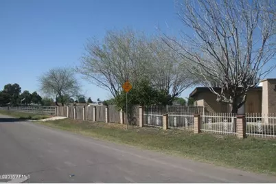 802 N Alzora Way, Tolleson, AZ 85353 - Photo 8