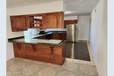 802 N Alzora Way, Tolleson, AZ 85353 - Photo 12