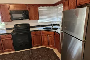 802 N Alzora Way, Tolleson, AZ 85353 - Photo 4