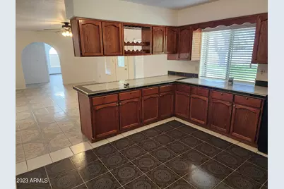 802 N Alzora Way, Tolleson, AZ 85353 - Photo 14