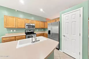 13811 W Redfield Rd, Surprise, AZ 85379 - Photo 12