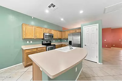 13811 W Redfield Road, Surprise, AZ 85379 - Photo 8