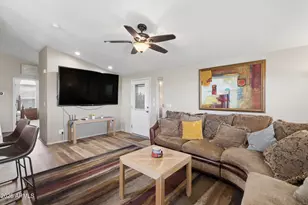 650 N Hawes Road N, Mesa, AZ 85207 - Photo 8