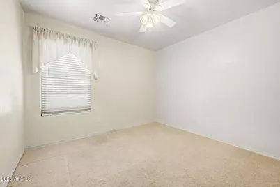 43568 W Bedford Drive, Maricopa, AZ 85138 - Photo 30