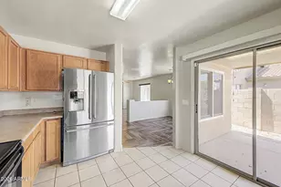 43568 W Bedford Dr, Maricopa, AZ 85138 - Photo 14