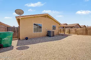 43568 W Bedford Dr, Maricopa, AZ 85138 - Photo 40
