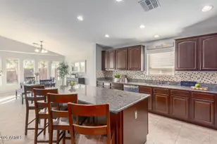 23221 N 40th Way, Phoenix, AZ 85050 - Photo 2