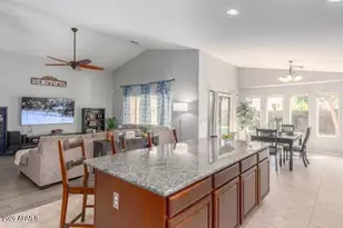 23221 N 40th Way, Phoenix, AZ 85050 - Photo 10