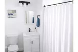 1021 E Pierce St, Phoenix, AZ 85006 - Photo 12