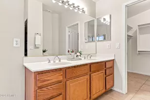 12721 W Palm Ln, Avondale, AZ 85392 - Photo 8