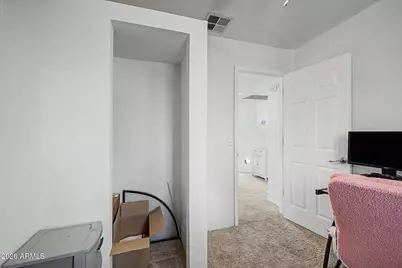 3926 W Mariposa Grande Lane, Glendale, AZ 85310 - Photo 32