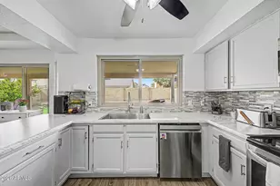 3926 W Mariposa Grande Ln, Glendale, AZ 85310 - Photo 16