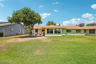 10343 W Prairie Hills Cir, Sun City, AZ 85351 - Photo 32