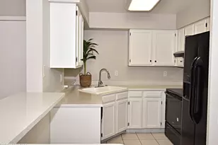 533 W Guadalupe Rd, Mesa, AZ 85210 - Photo 1