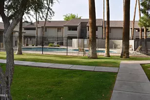 533 W Guadalupe Rd, Mesa, AZ 85210 - Photo 16