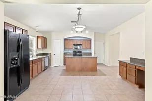 13625 N 175th Dr, Surprise, AZ 85388 - Photo 14