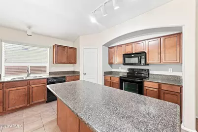 13625 N 175th Drive, Surprise, AZ 85388 - Photo 10