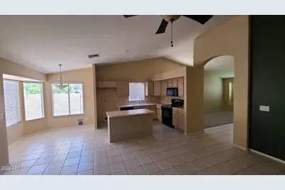4422 E White Aster Street, Phoenix, AZ 85044 - Photo 2