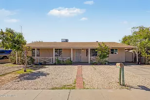 8201 W Sells Dr, Phoenix, AZ 85033 - Photo 1