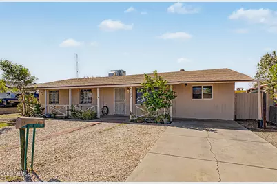 8201 W Sells Drive, Phoenix, AZ 85033 - Photo 2