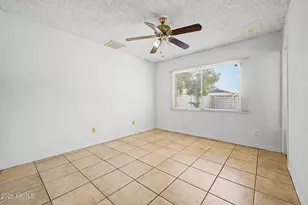 8201 W Sells Dr, Phoenix, AZ 85033 - Photo 12