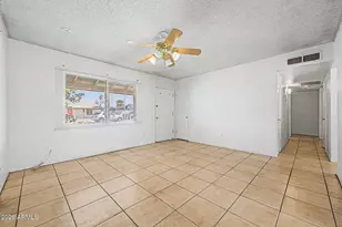 8201 W Sells Dr, Phoenix, AZ 85033 - Photo 6