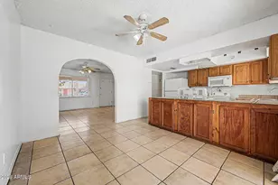 8201 W Sells Dr, Phoenix, AZ 85033 - Photo 8