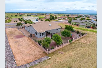 6577 E Saddlehorn Circle, Hereford, AZ 85615 - Photo 30