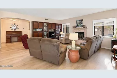 5422 W West Wind Drive, Glendale, AZ 85310 - Photo 6