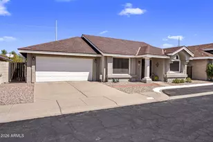 1030 E Villa Theresa Dr, Phoenix, AZ 85022 - Photo 1