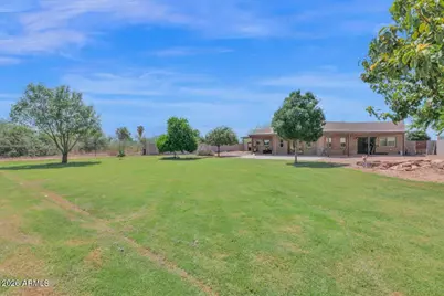 43607 N Coyote Road, San Tan Valley, AZ 85140 - Photo 30