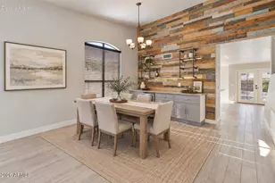 4345 E Abraham Ln, Phoenix, AZ 85050 - Photo 8